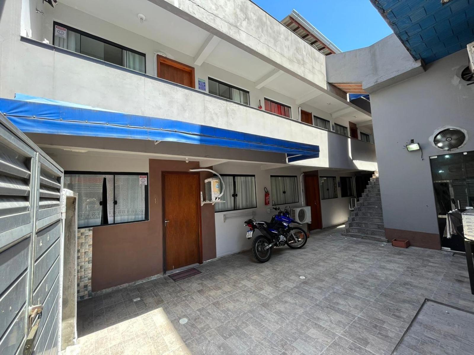 Kitnets No Campeche A 500 Metros Do Mar Apartment Florianopolis Ngoại thất bức ảnh